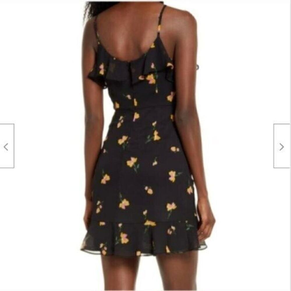 New! ALL IN FAVOR Women's Callie Ruffle Trim Floral Print Chiffon Mini Dress - Picture 3 of 5